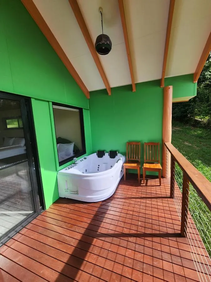 Maleny Tropical Retreat Bed & Breakfast