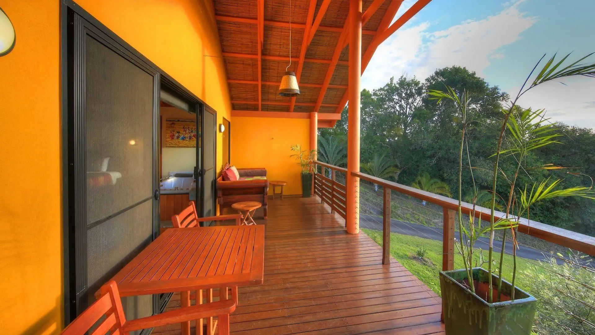 Maleny Tropical Retreat Bed & Breakfast