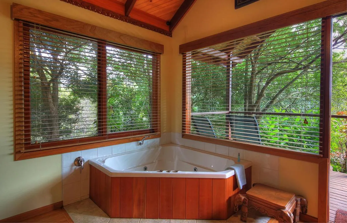 Maleny Tropical Retreat Bed & Breakfast