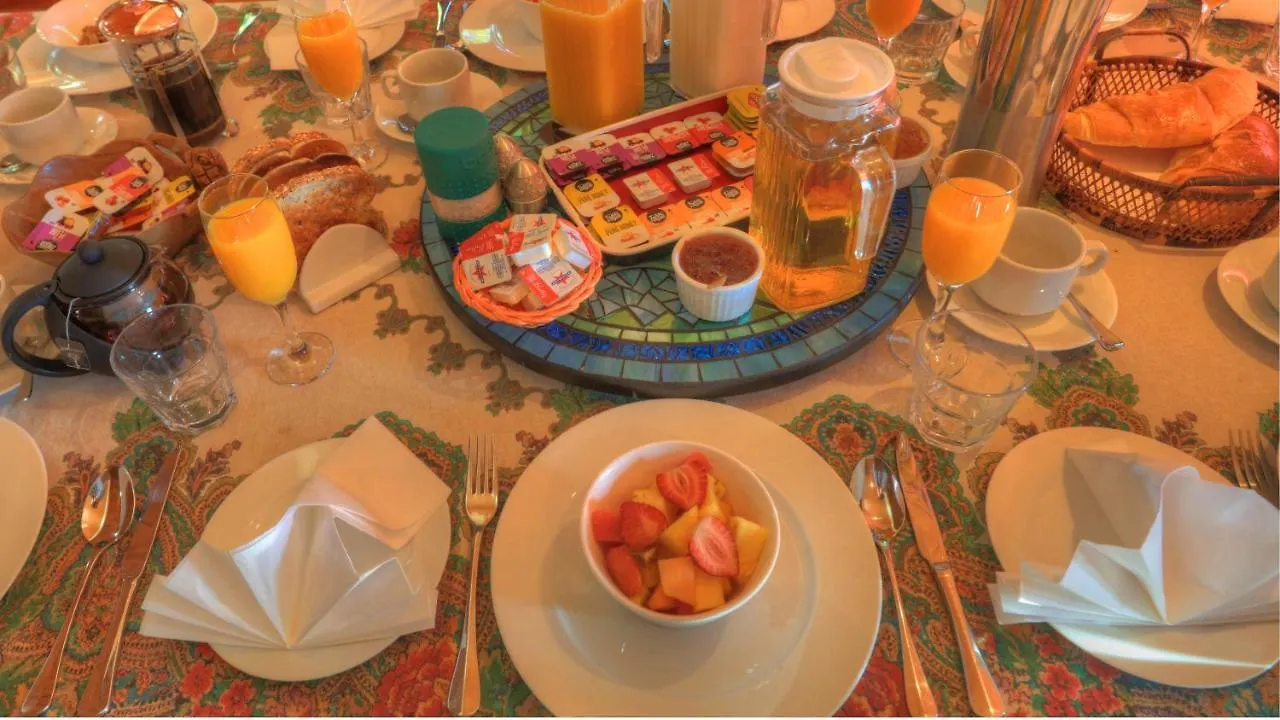 Maleny Tropical Retreat Bed & Breakfast